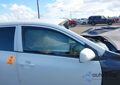 2010 Toyota Corolla Le z USA, uszkodzony, nr VIN 2T1BU4EE6AC520896